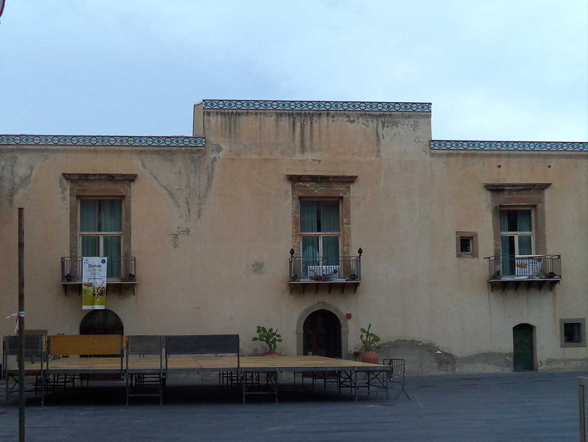 Palazzo Trabia della Ceramica a Santo Stefano di Camastra