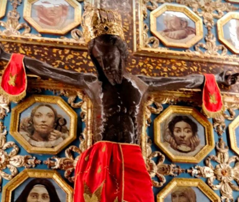 Fête du Saint Crucifix à Siculiana